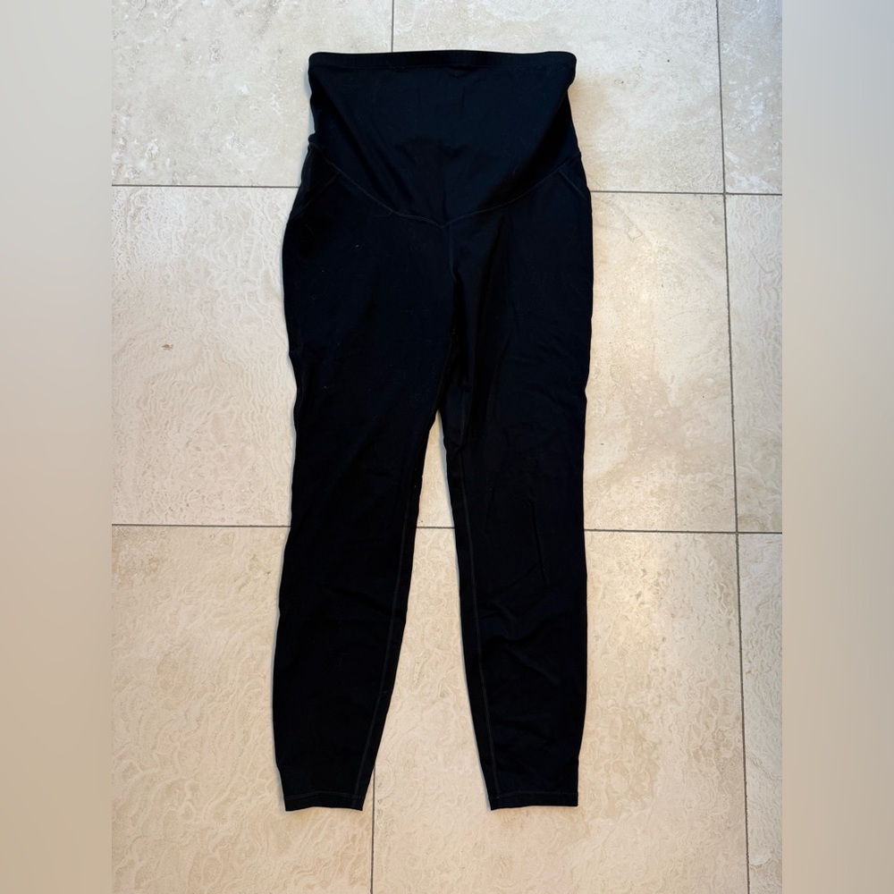 Old Navy Elevate Maternity Leggings